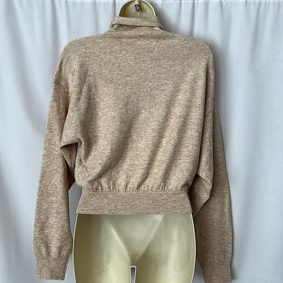 Wilfred Aritzia NWT New Lorin Cashmere Light Oatmeal Sweater Shirt Top **Sz S** - Picture 6 of 9